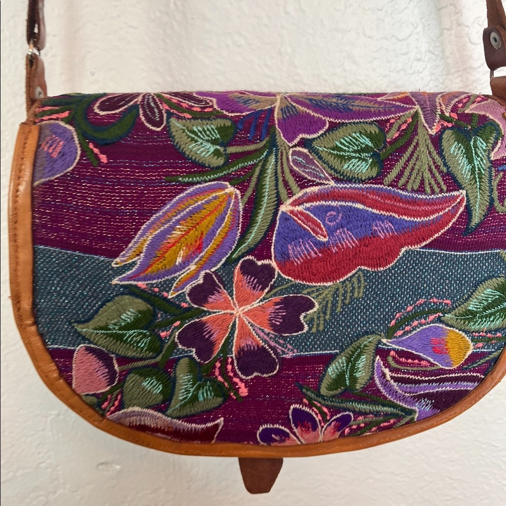 Bohemian Leather Embroidered Floral Cross Body Bag - Picture 3 of 8